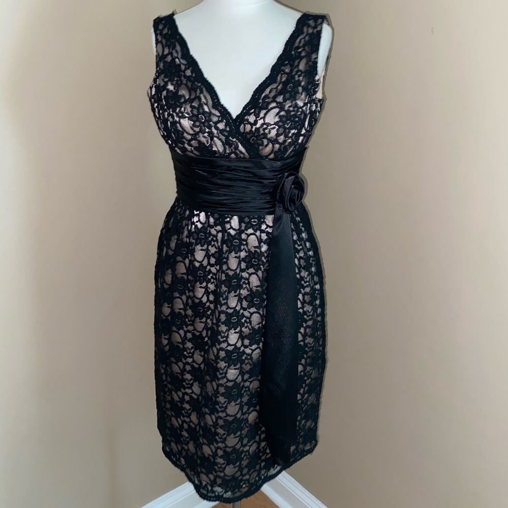 Black cream lace dress